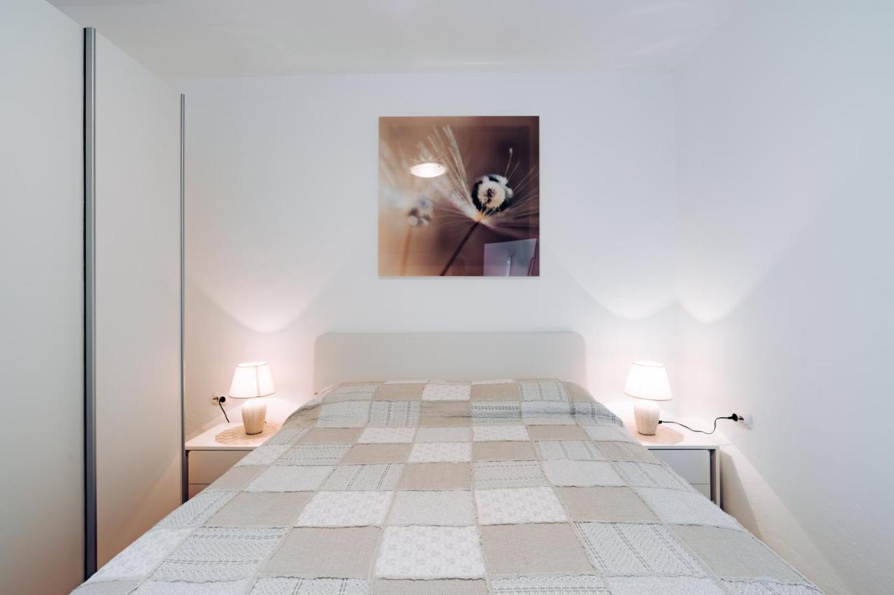 Guest House Sakarun 벨리 라트 외부 사진