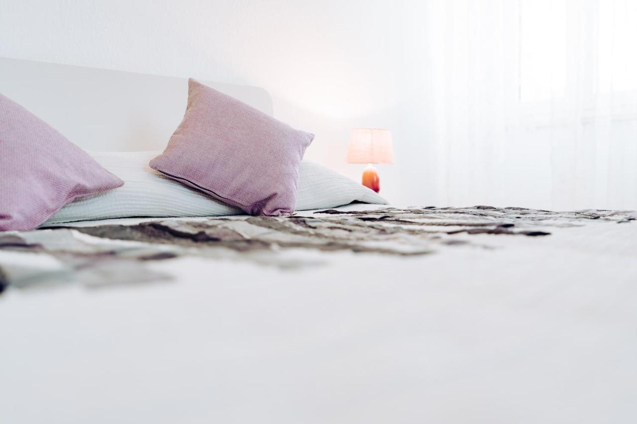 Guest House Sakarun 벨리 라트 외부 사진