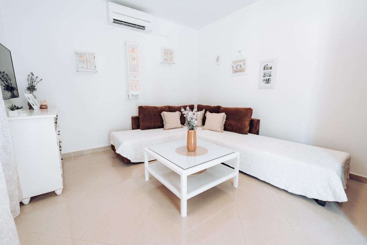Guest House Sakarun 벨리 라트 외부 사진