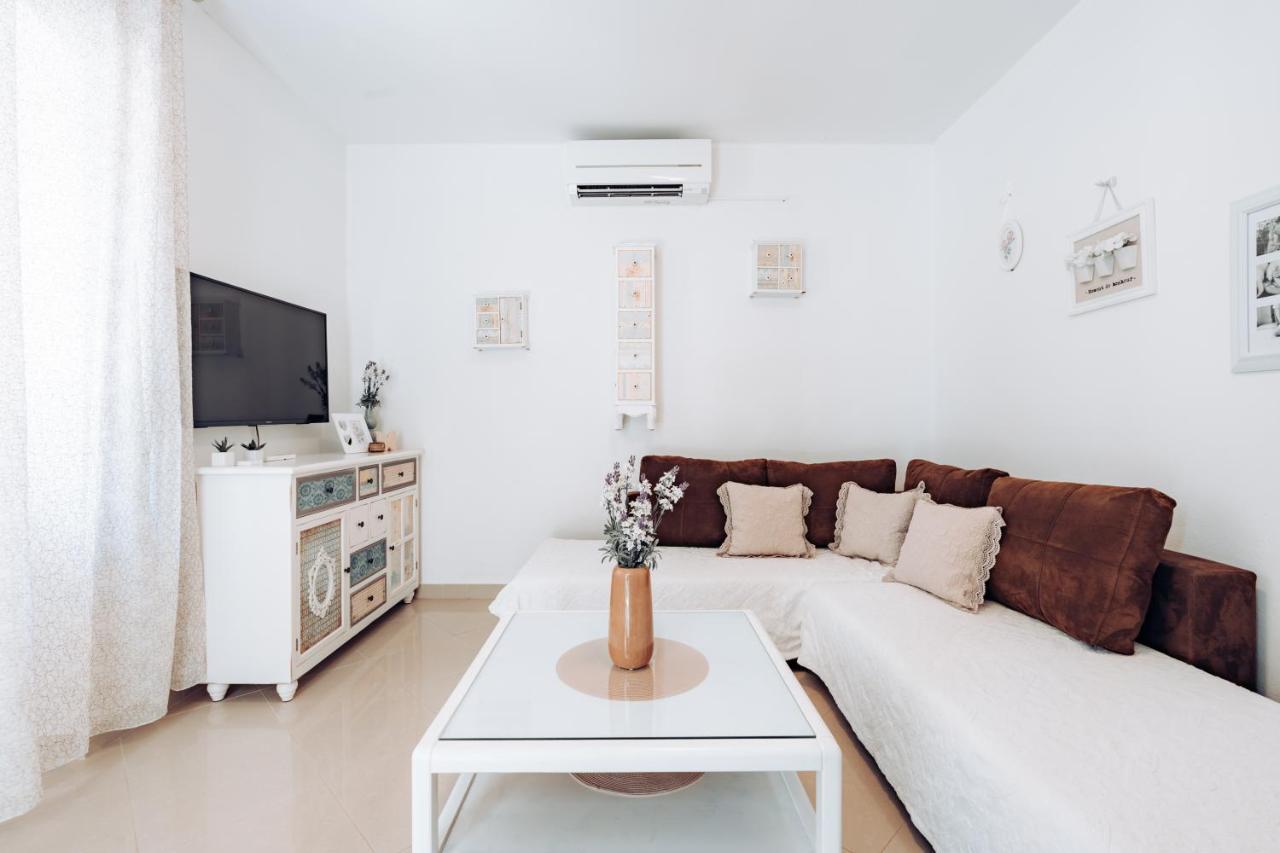 Guest House Sakarun 벨리 라트 외부 사진
